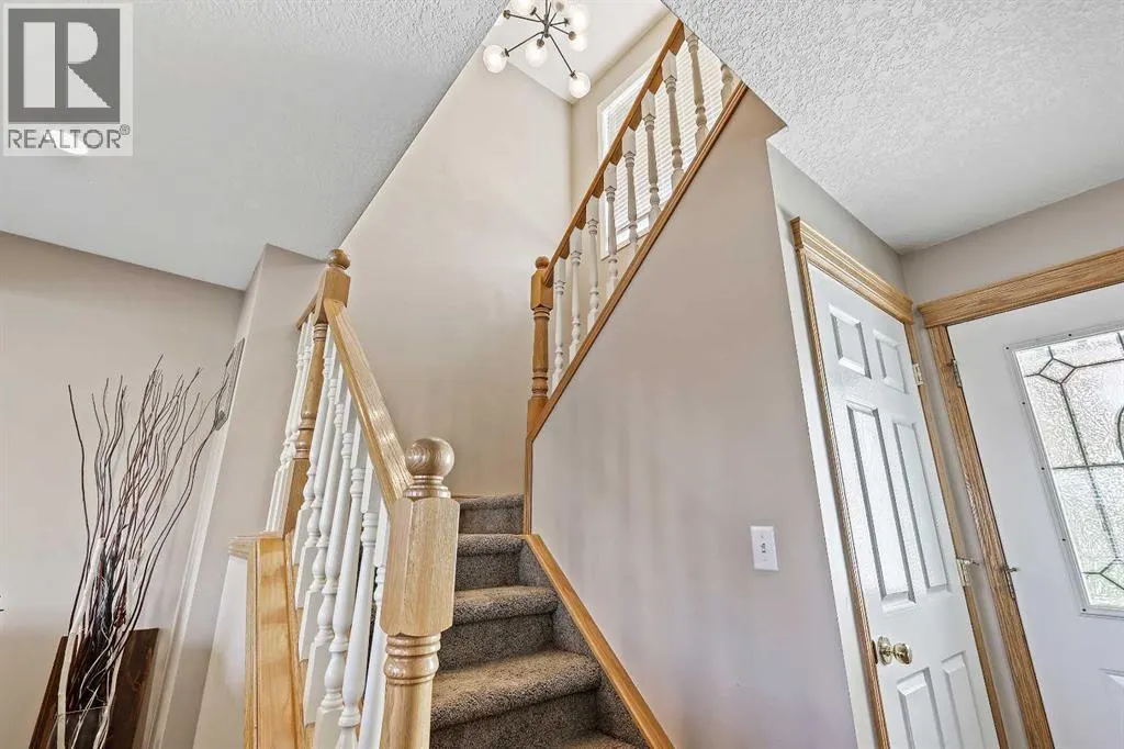 68 Douglas Glen Crescent SE