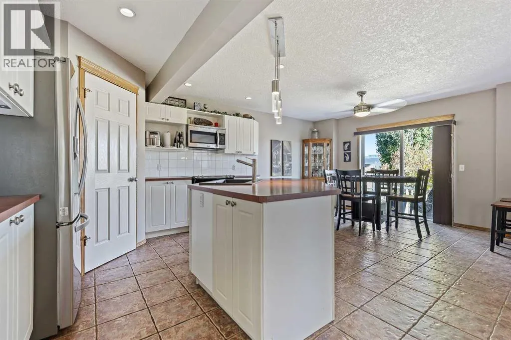 68 Douglas Glen Crescent SE