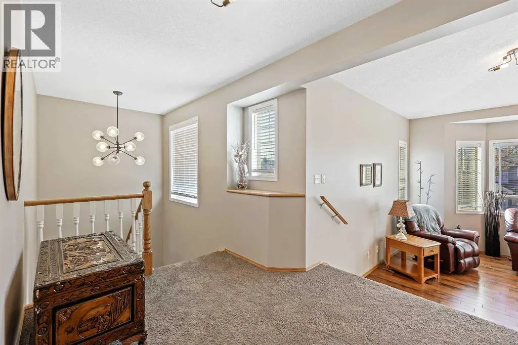 68 Douglas Glen Crescent SE