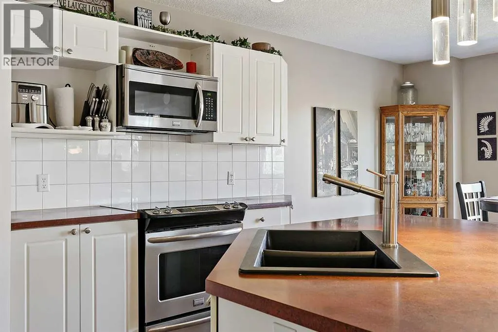 68 Douglas Glen Crescent SE