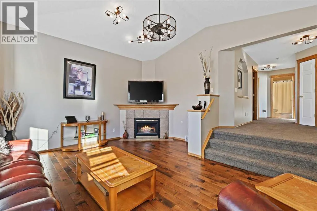 68 Douglas Glen Crescent SE