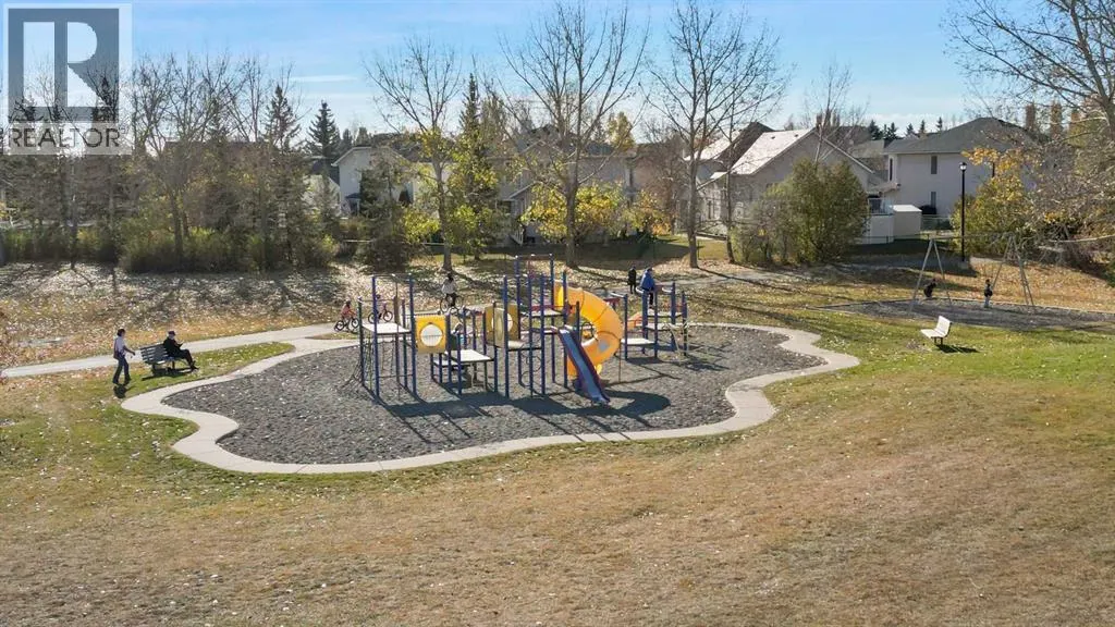 68 Douglas Glen Crescent SE