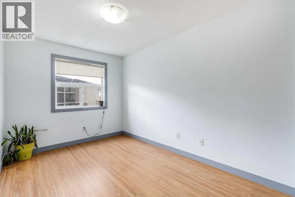 2332, 700 Willowbrook Road NW