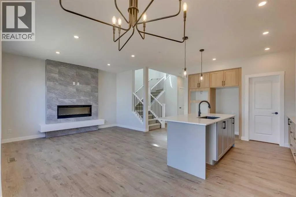 92 Amblefield Grove NW
