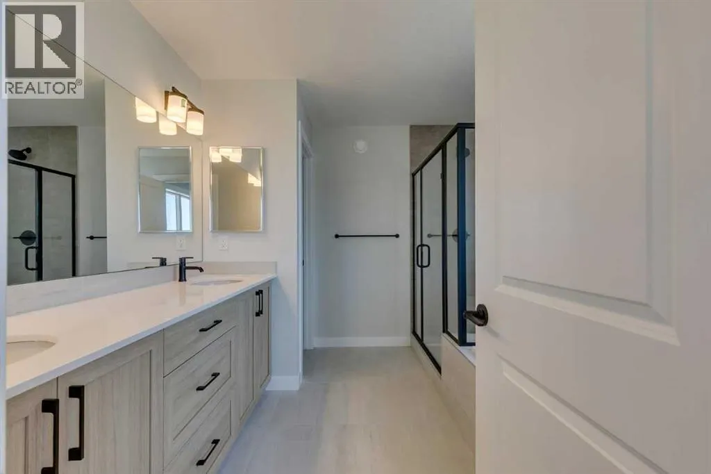 92 Amblefield Grove NW