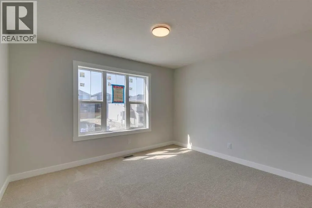 92 Amblefield Grove NW