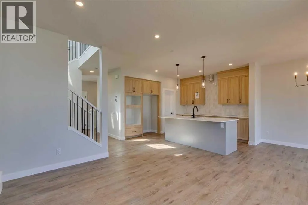 92 Amblefield Grove NW