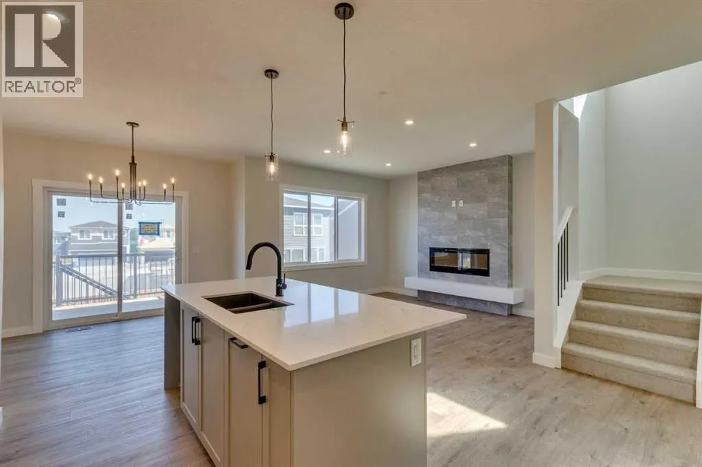 92 Amblefield Grove NW