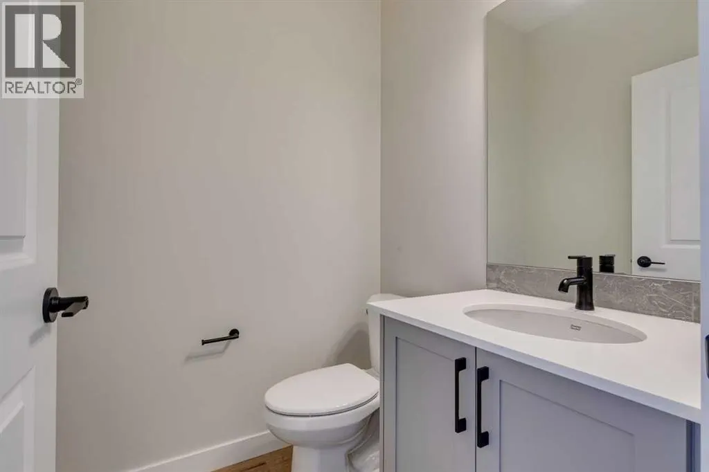 92 Amblefield Grove NW