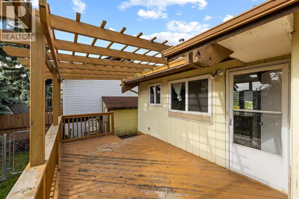 132 Whitehill Place NE