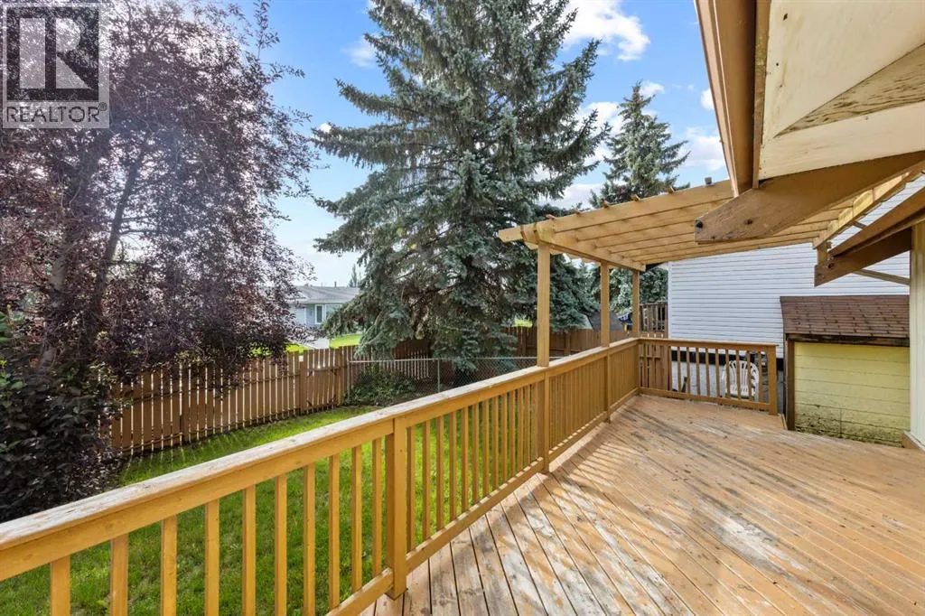 132 Whitehill Place NE