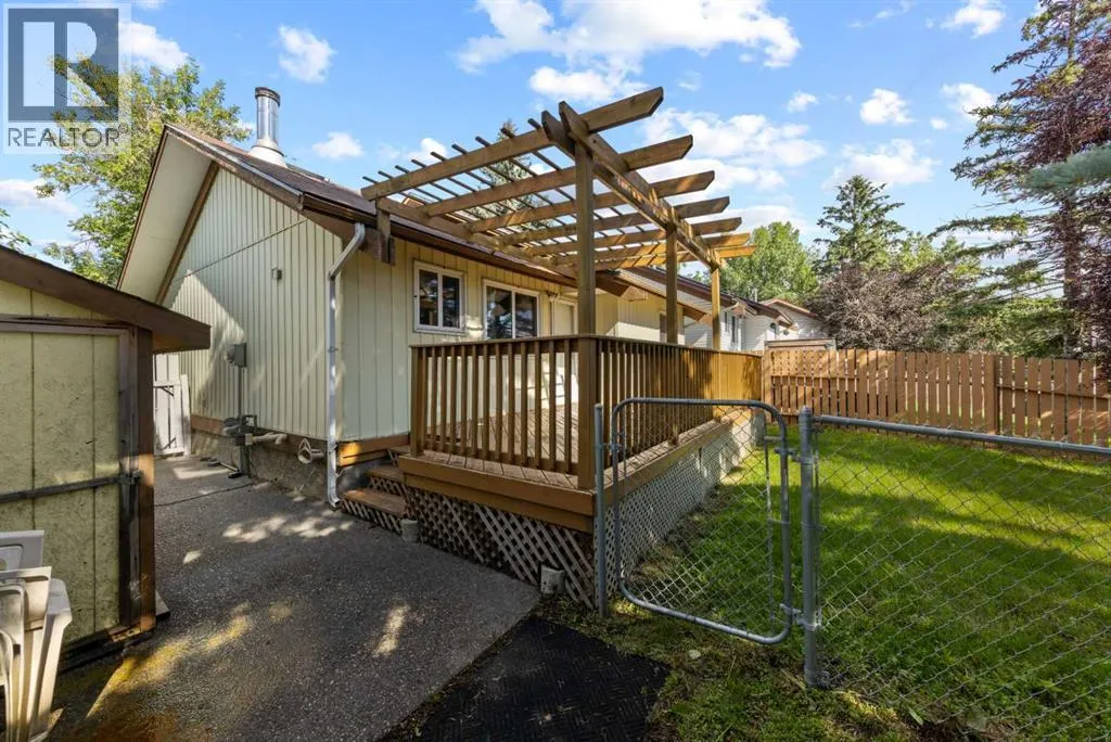 132 Whitehill Place NE