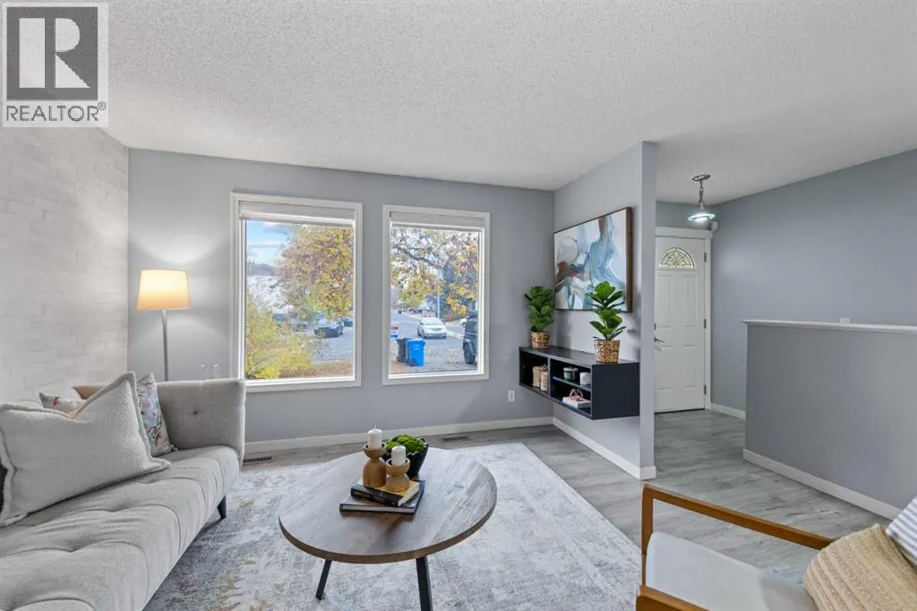 132 Whitehill Place NE