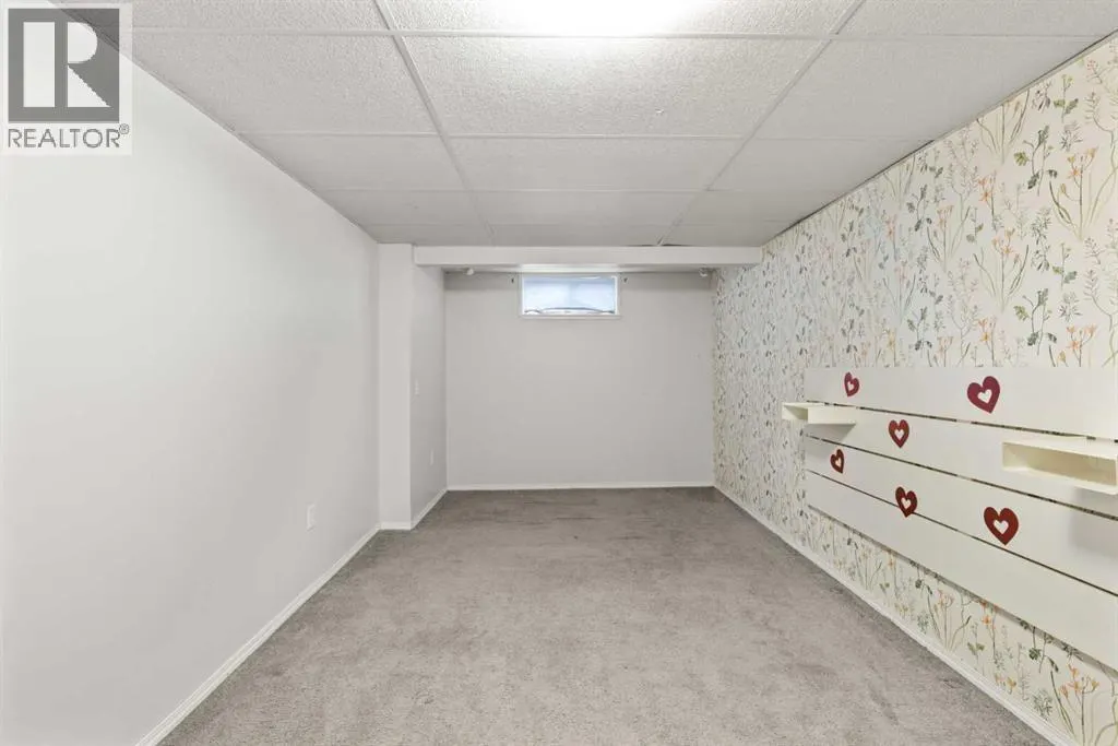 132 Whitehill Place NE