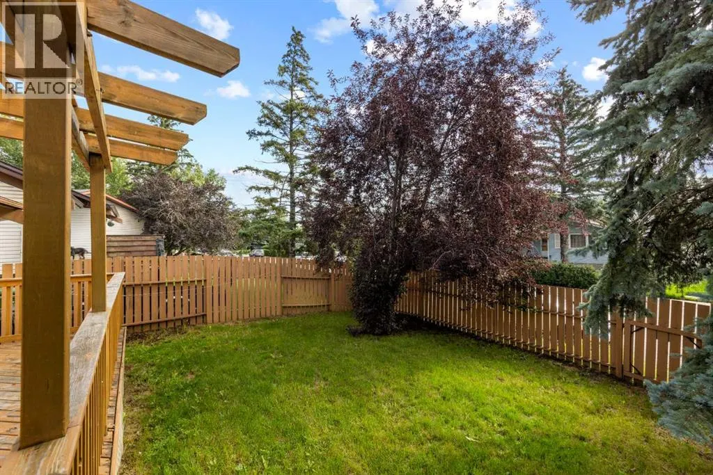 132 Whitehill Place NE
