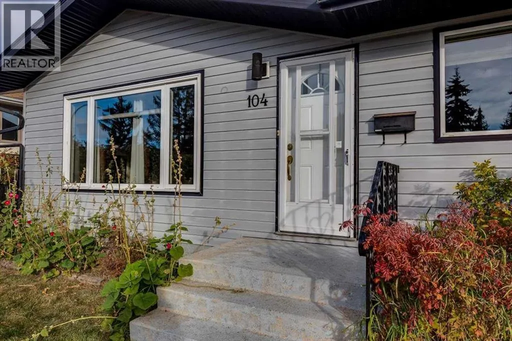 104 Nash Street
