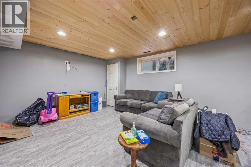 303 Westmount Court