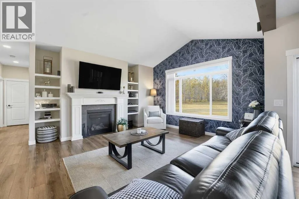 118, 44101 Range Road 214