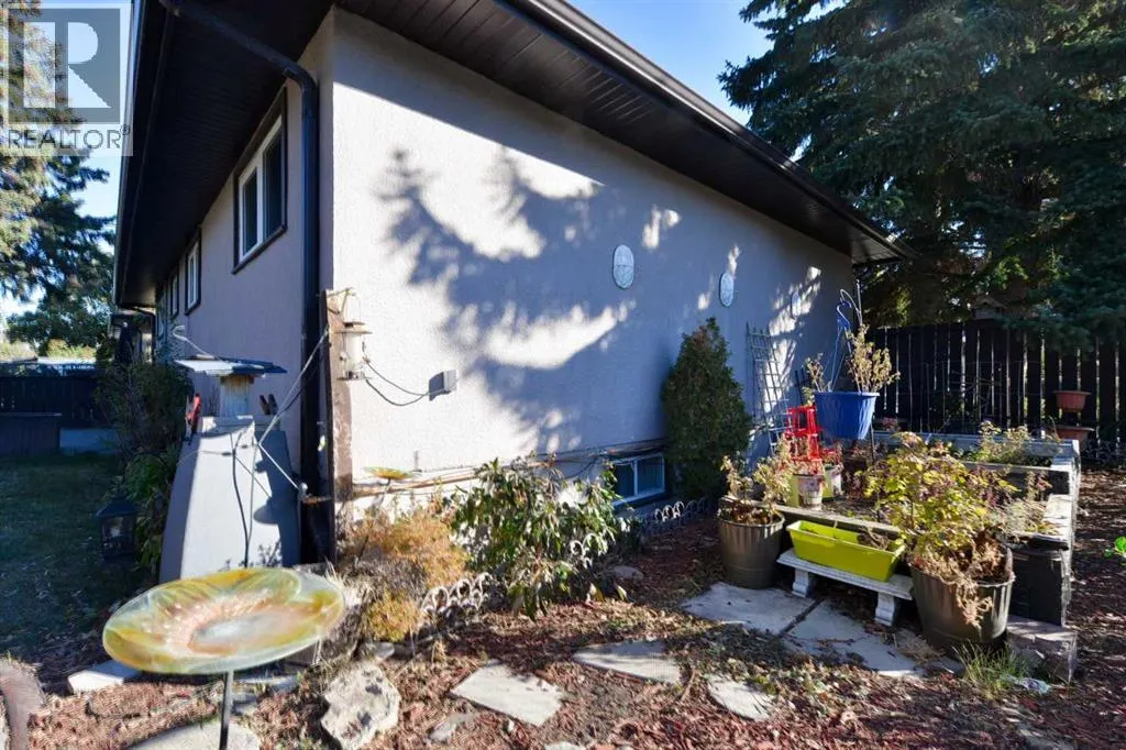 87 Gladeview Crescent SW