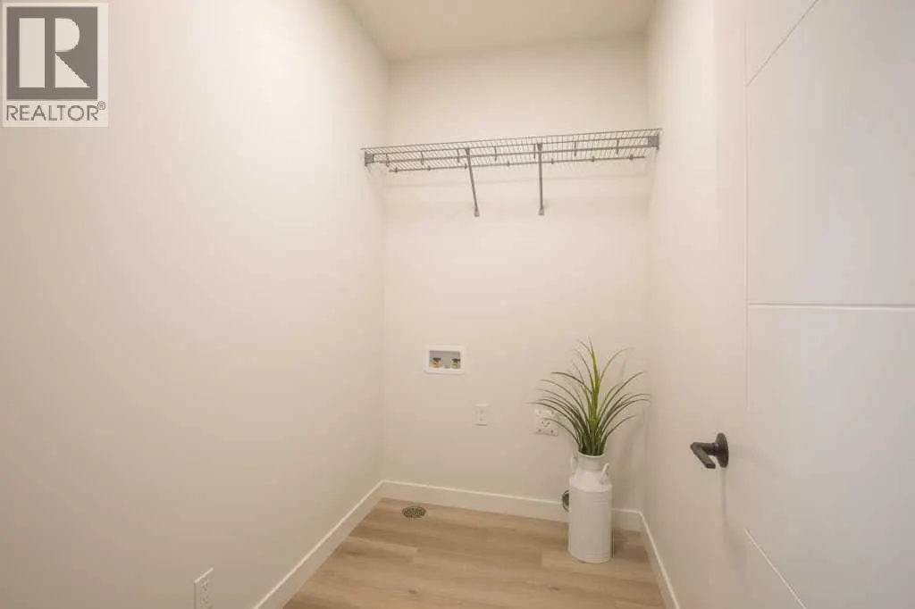 114 Gray Close