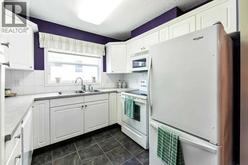 215, 6800 Hunterview Drive NW