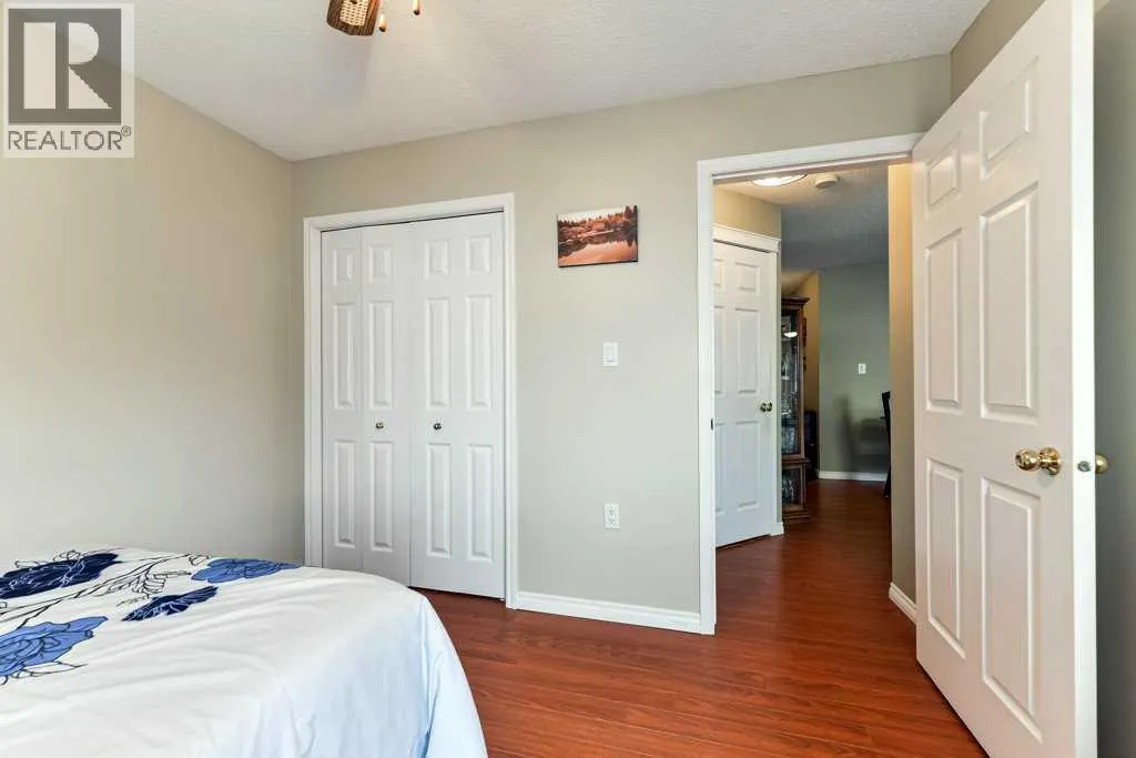 215, 6800 Hunterview Drive NW