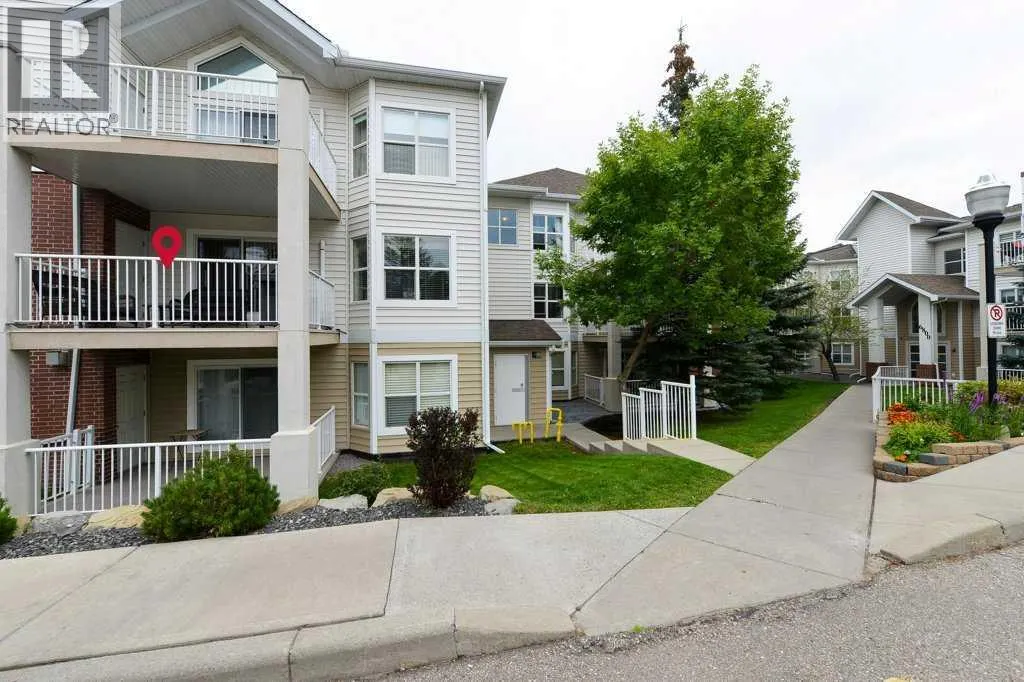 215, 6800 Hunterview Drive NW