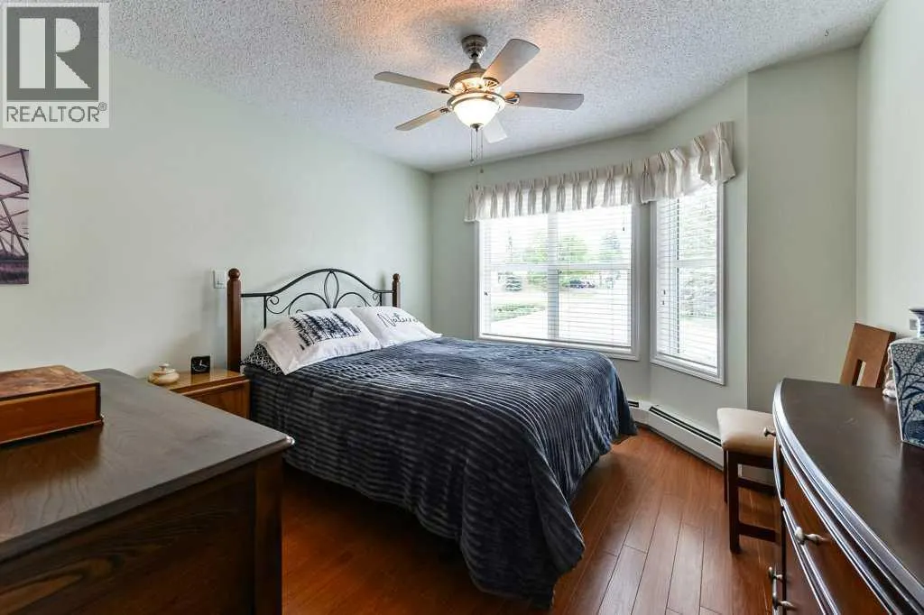 215, 6800 Hunterview Drive NW