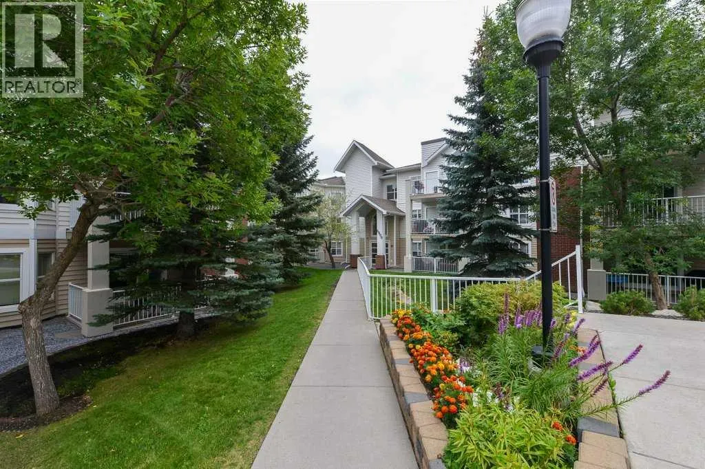 215, 6800 Hunterview Drive NW
