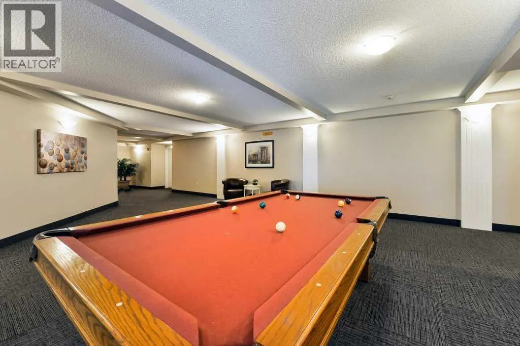 215, 6800 Hunterview Drive NW