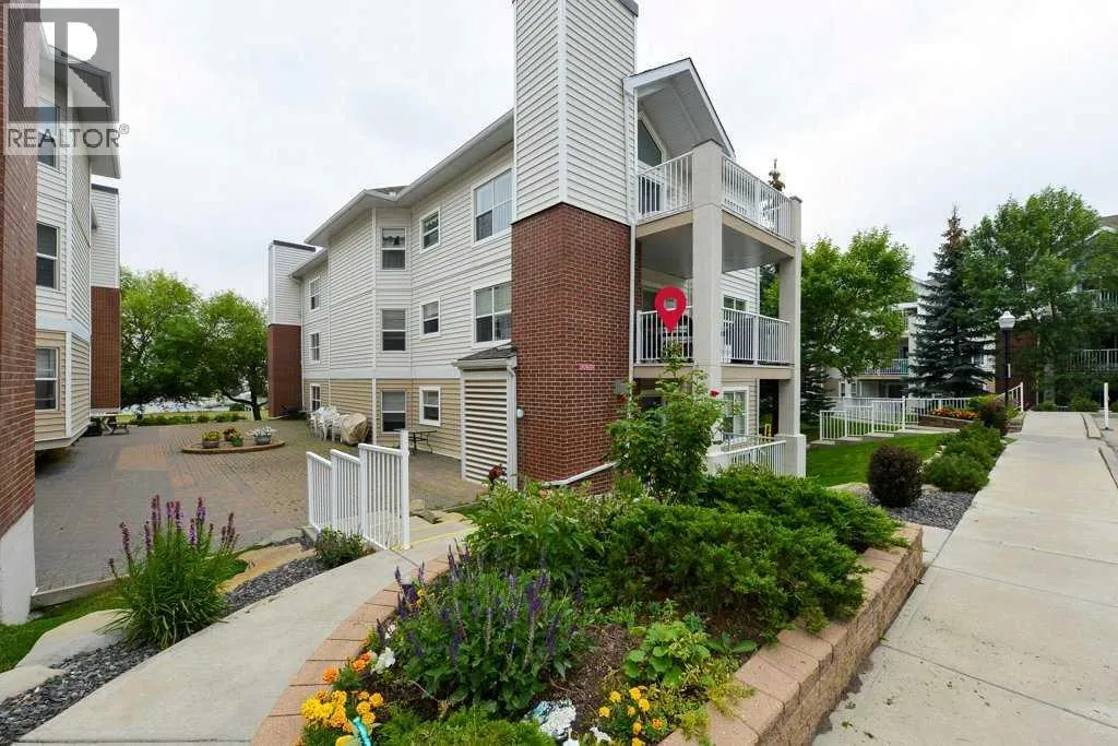 215, 6800 Hunterview Drive NW