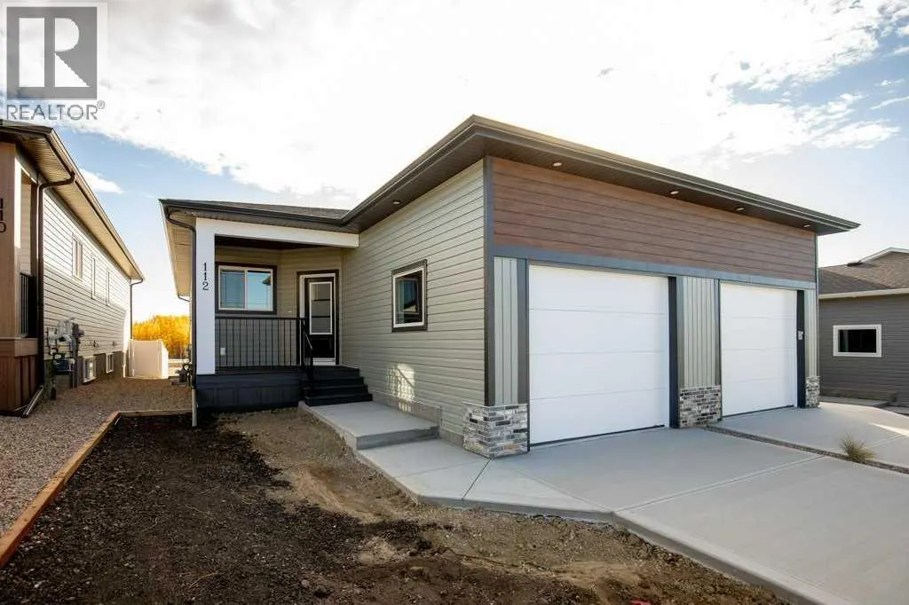 112 Gray Close