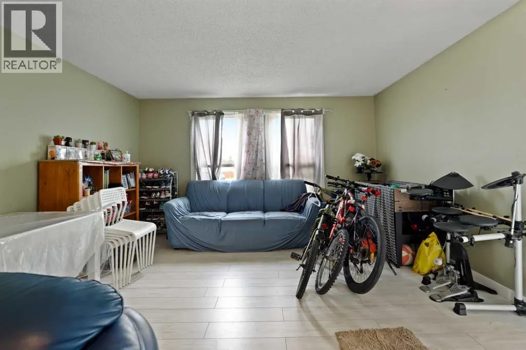 143 Falton Drive NE