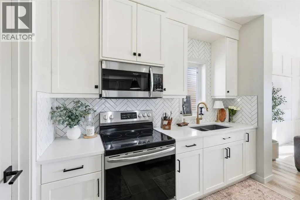 221 Wildrose Drive