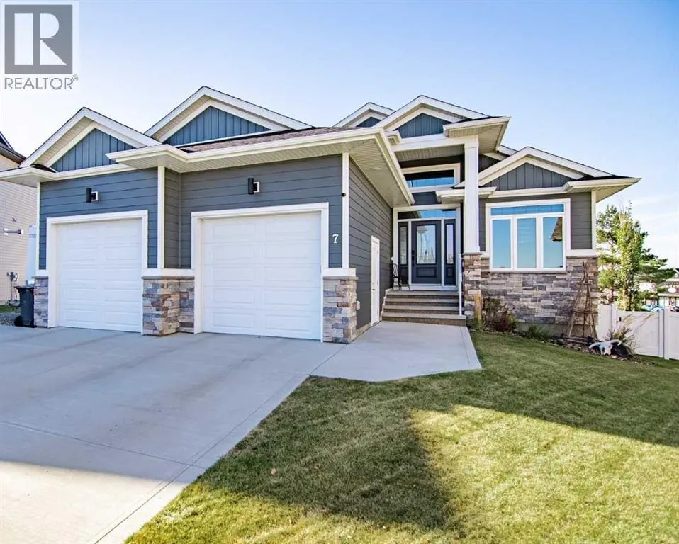 7 Leonard Close