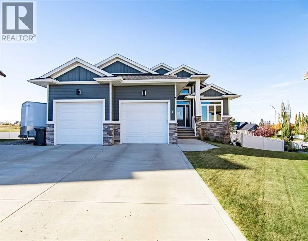 7 Leonard Close