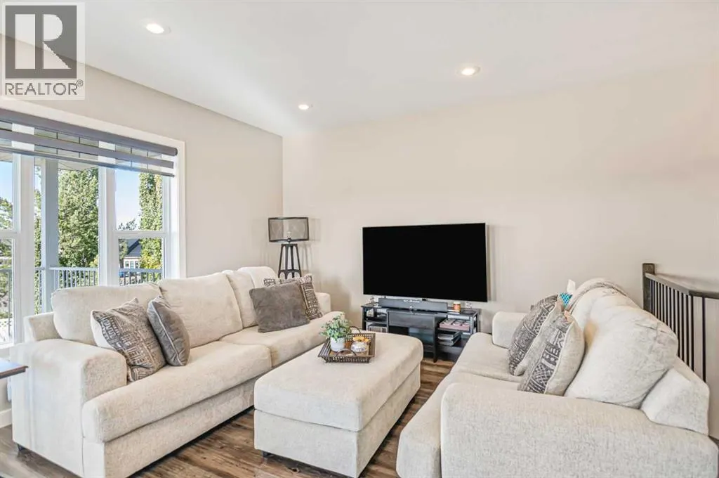 7 Leonard Close
