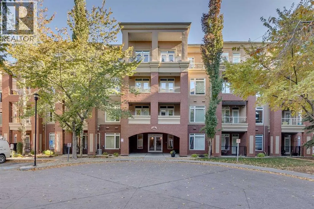 2201, 24 Hemlock Crescent SW
