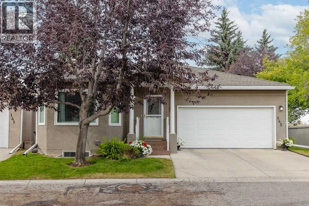 145 McKenzie Lake Gardens SE