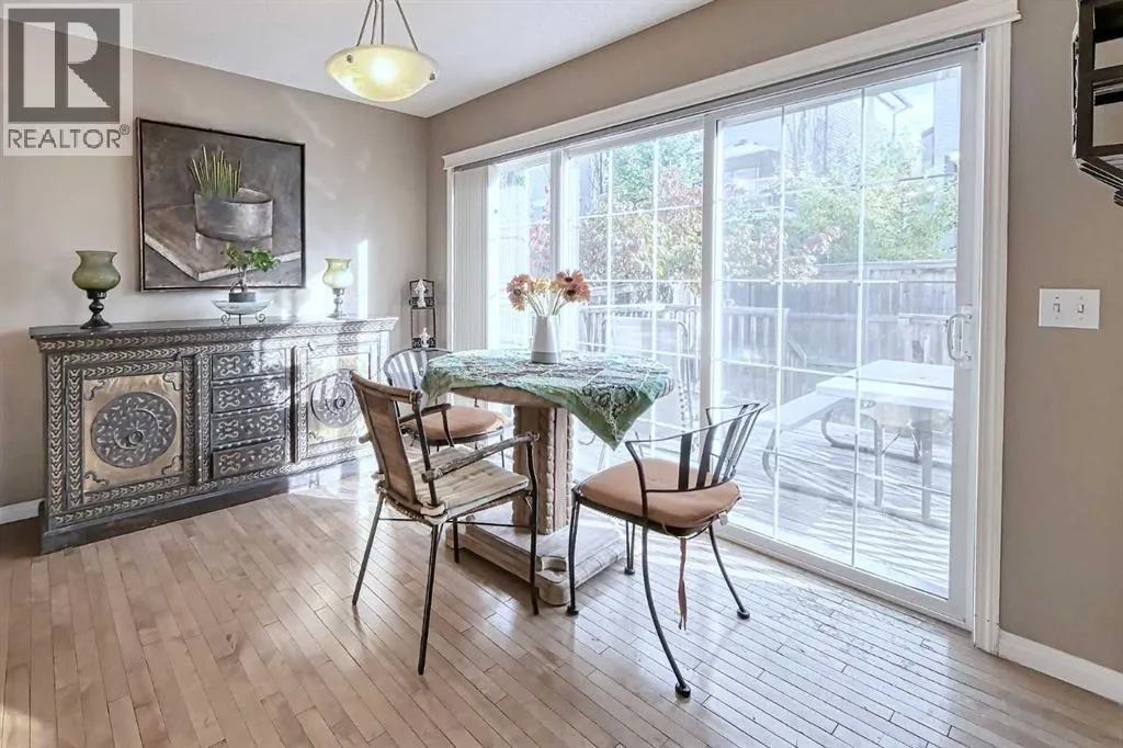 73 Everwoods Road SW