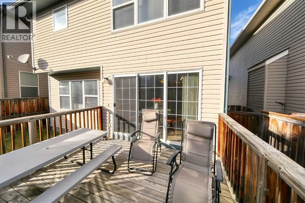 73 Everwoods Road SW