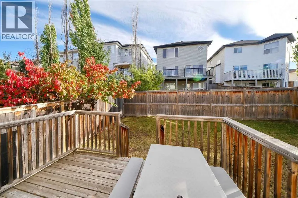 73 Everwoods Road SW