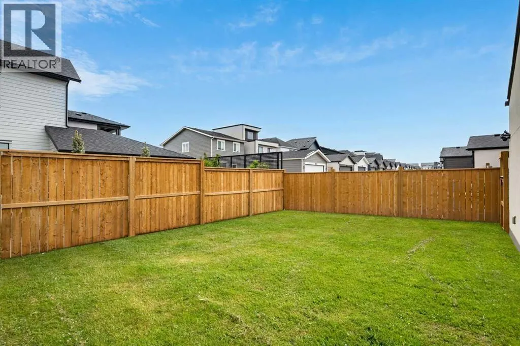 27 Bluerock Avenue SW
