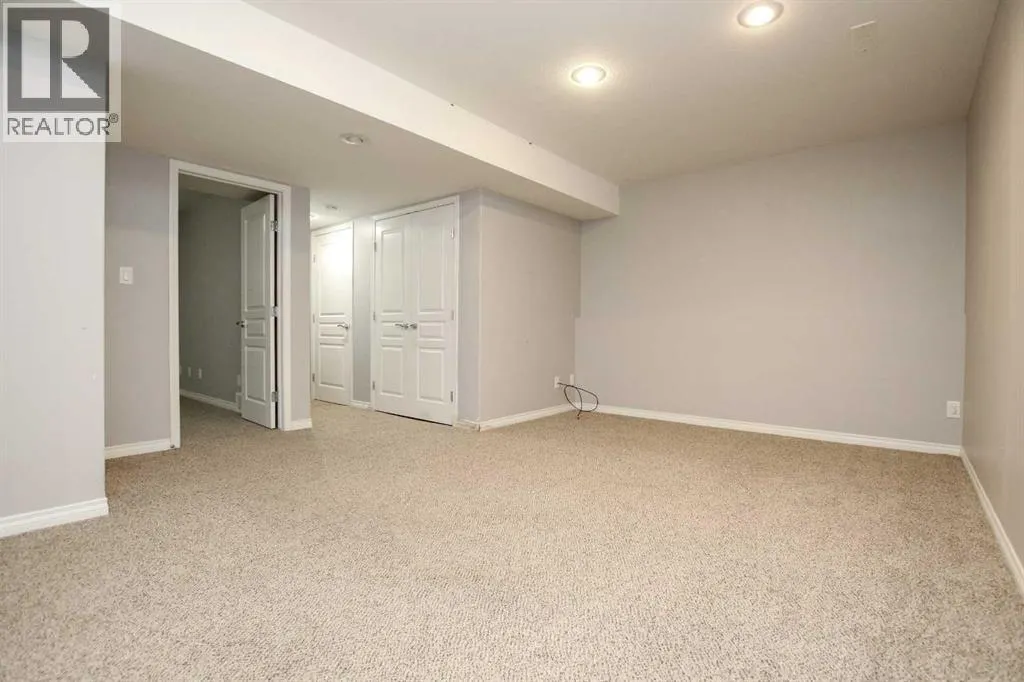 6 Rafferty Court