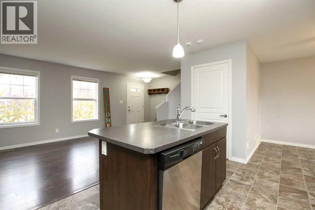 6 Rafferty Court
