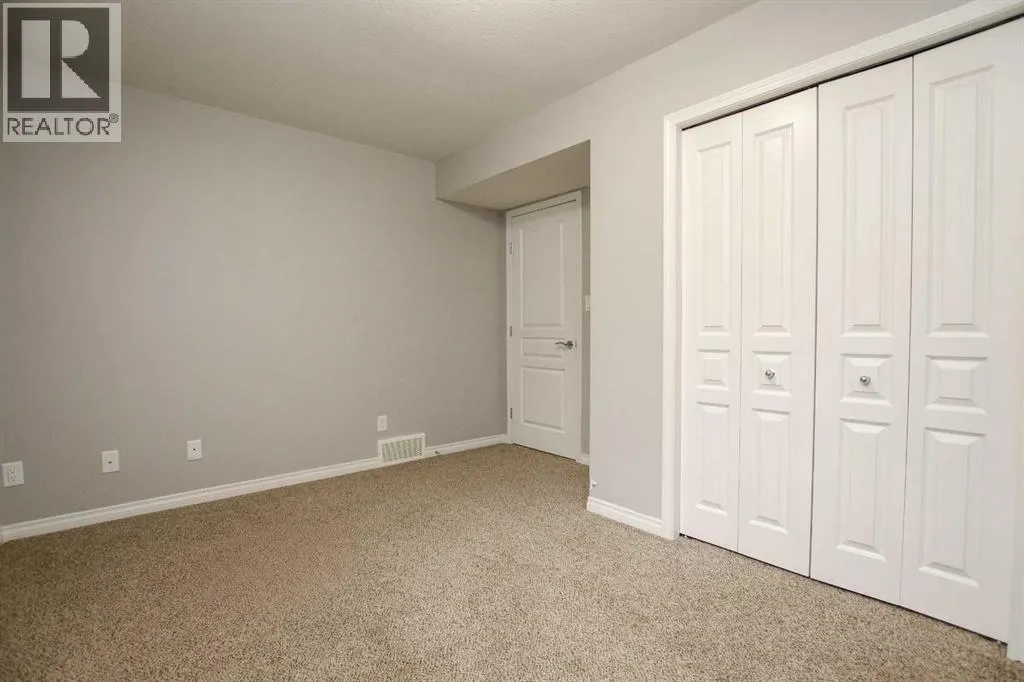 6 Rafferty Court