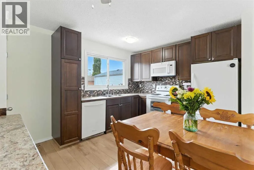 228 Penswood Way SE