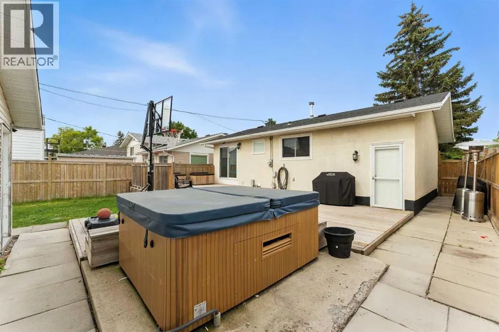 228 Penswood Way SE