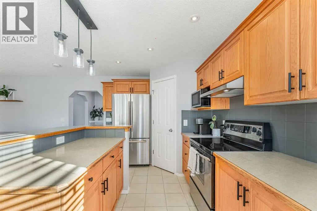 754 Cimarron Close
