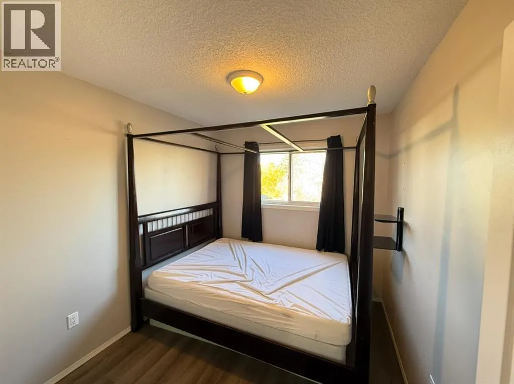 10504 102 Avenue